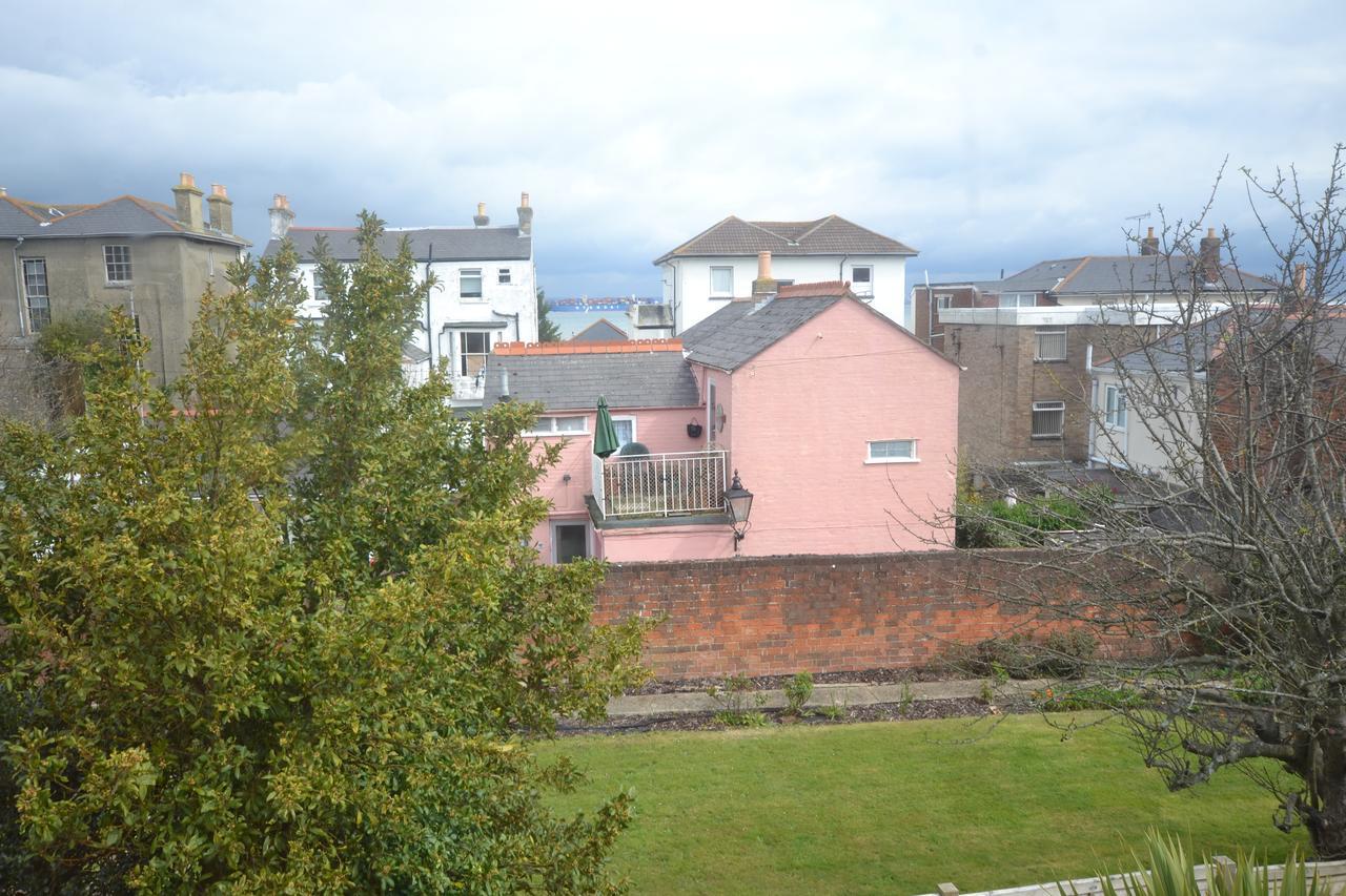 Villa 20 Bellevue Road Ryde  Esterno foto
